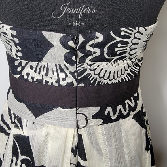 Robbie Bee NWT Floral Open Back Halter Dress Size 10 - Picture 7 of 11